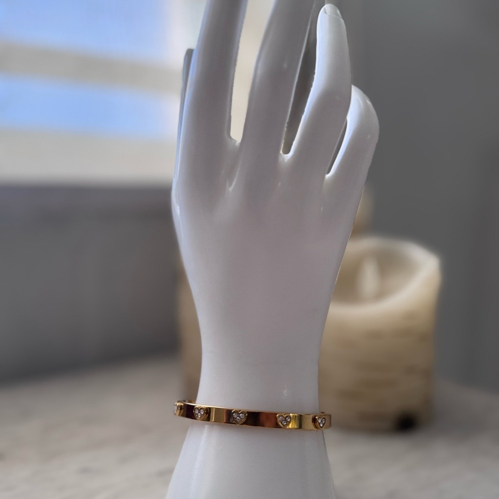 Gold Stainless Steel Bracelet with Crystal Accents – Adjustable
